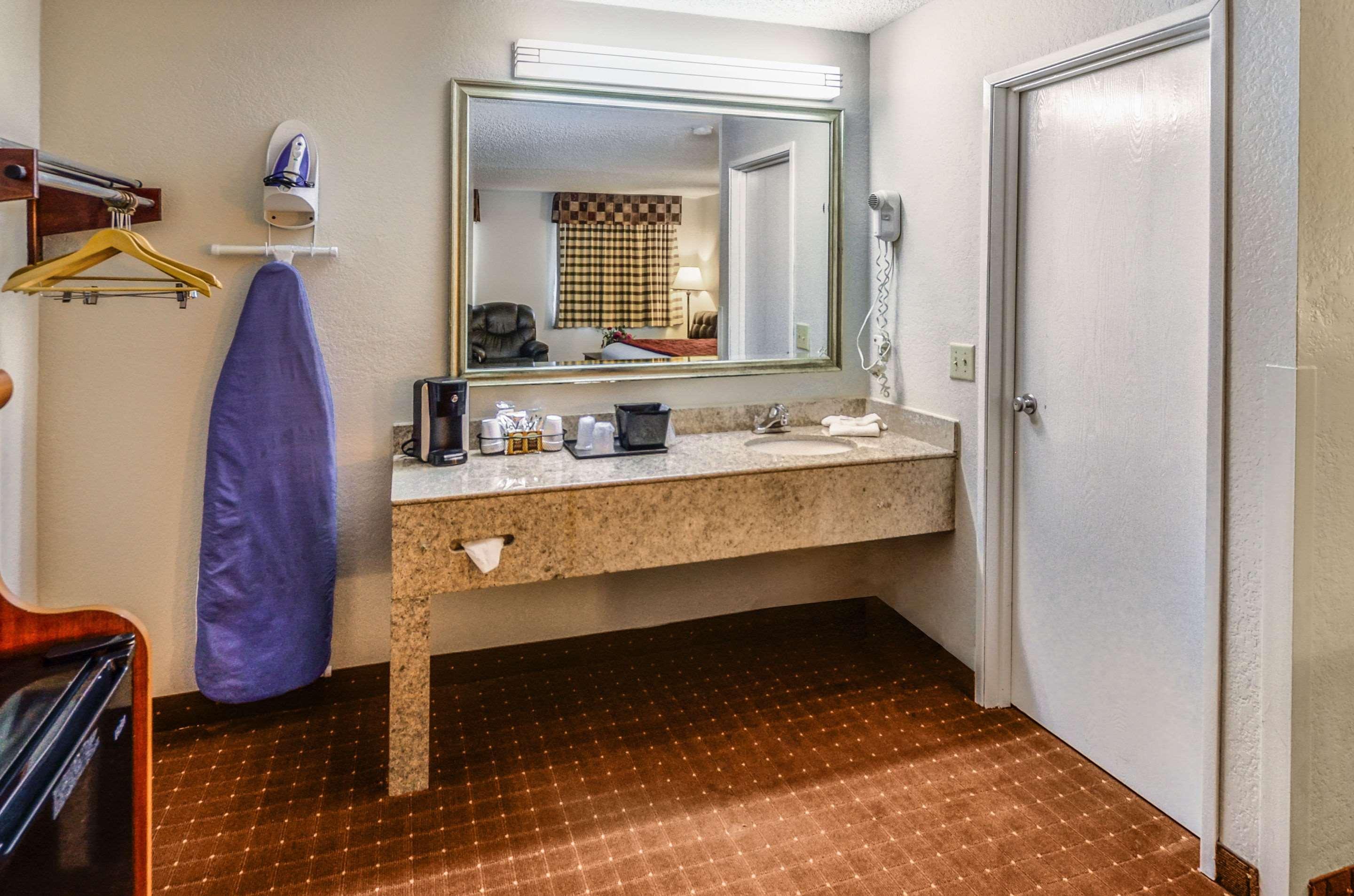 Rodeway Inn North Charleston - Ashley Phosphate Extérieur photo