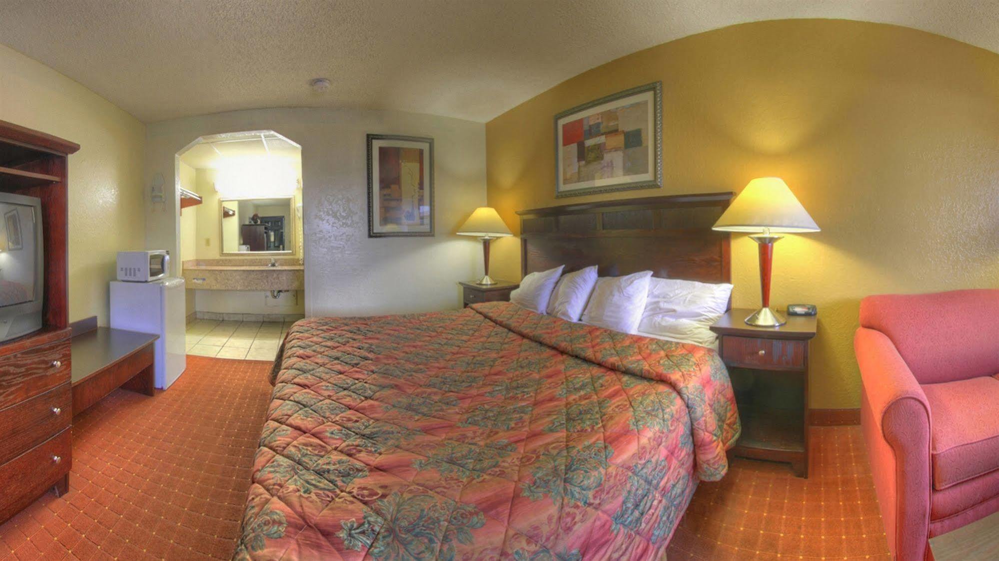 Rodeway Inn North Charleston - Ashley Phosphate Extérieur photo